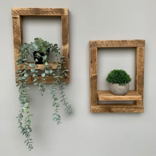 Étagères murales en bois rustique avec cadre